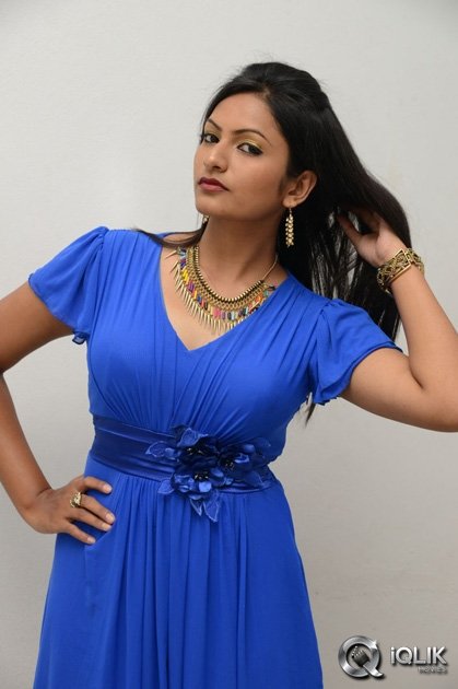 Swetaa-Varma-at-Gang-Of-Gabbar-Singh-Movie-Audio-Launch